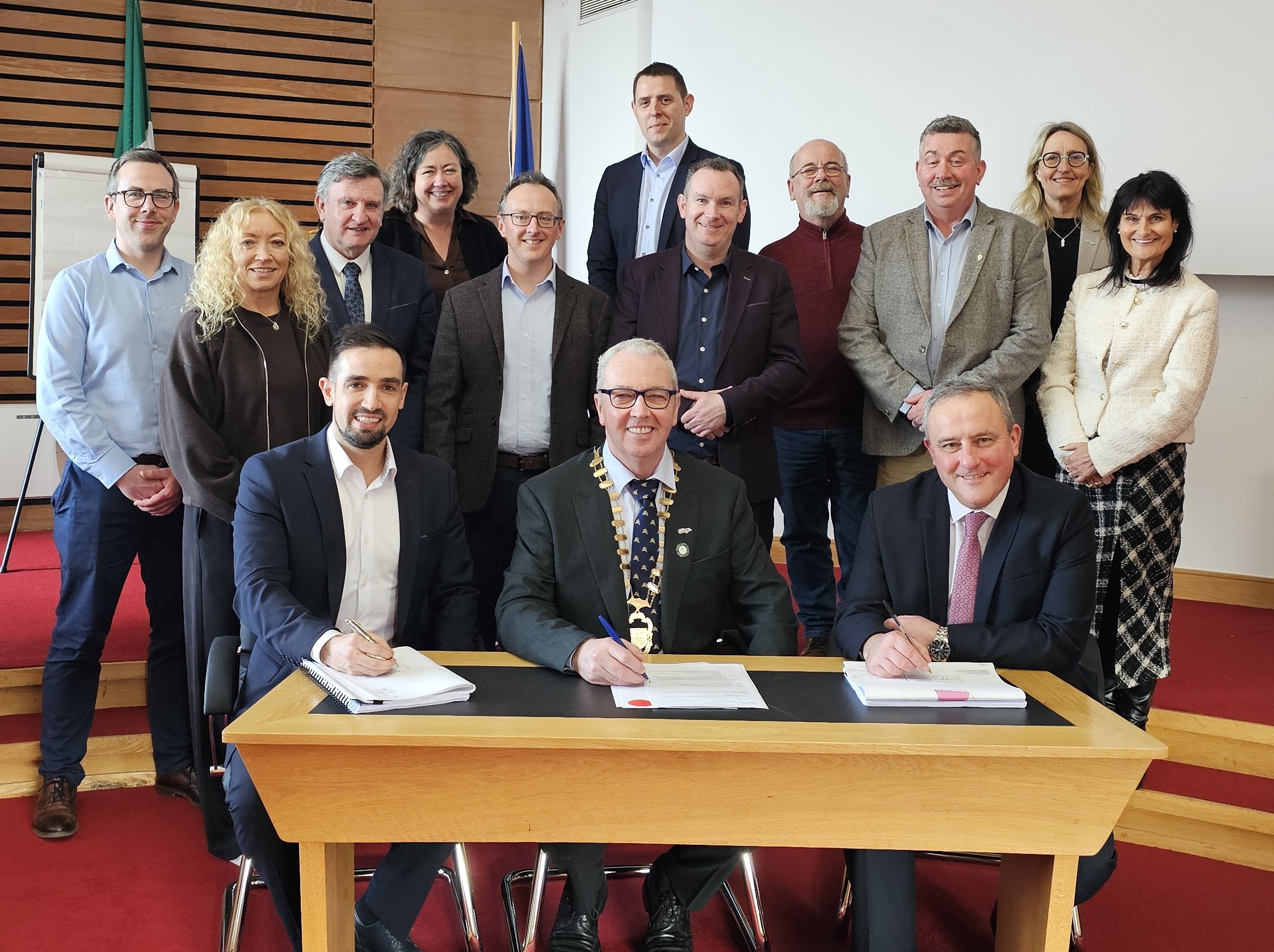  Contract Signing Collooney2 